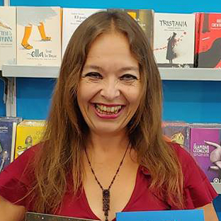 María García Esperón