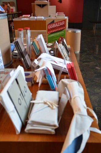 GGbazar 2013 > Crónica del primer día del bazar navideño de GG