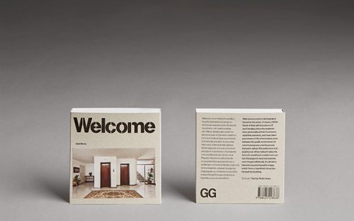Presentación > El viernes 15 de mayo presentamos 'Welcome', un posterbook de José Hevia