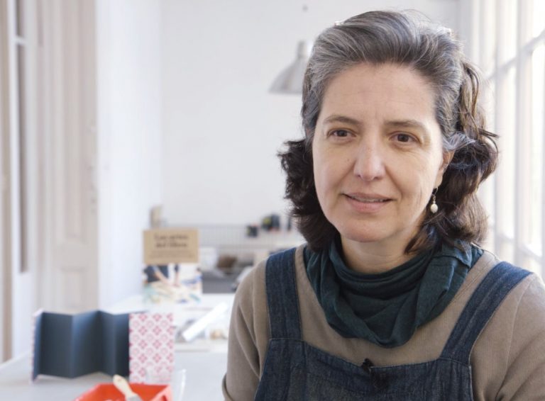 'Las artes del libro' aterriza en en taller de la artista Ximena Pérez Grobet